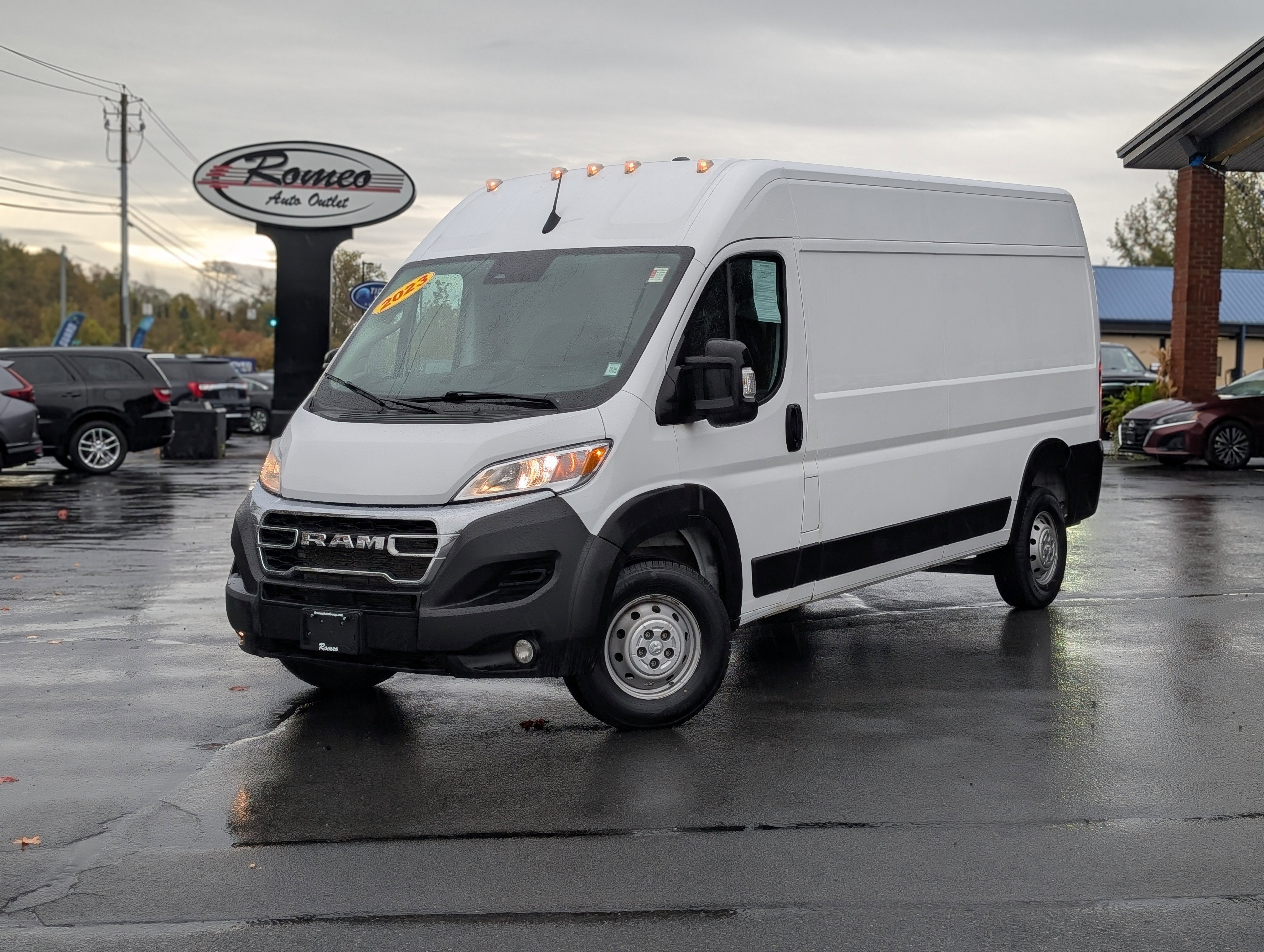 Used 2023 RAM ProMaster 2500 w/ Premium Appearance Group