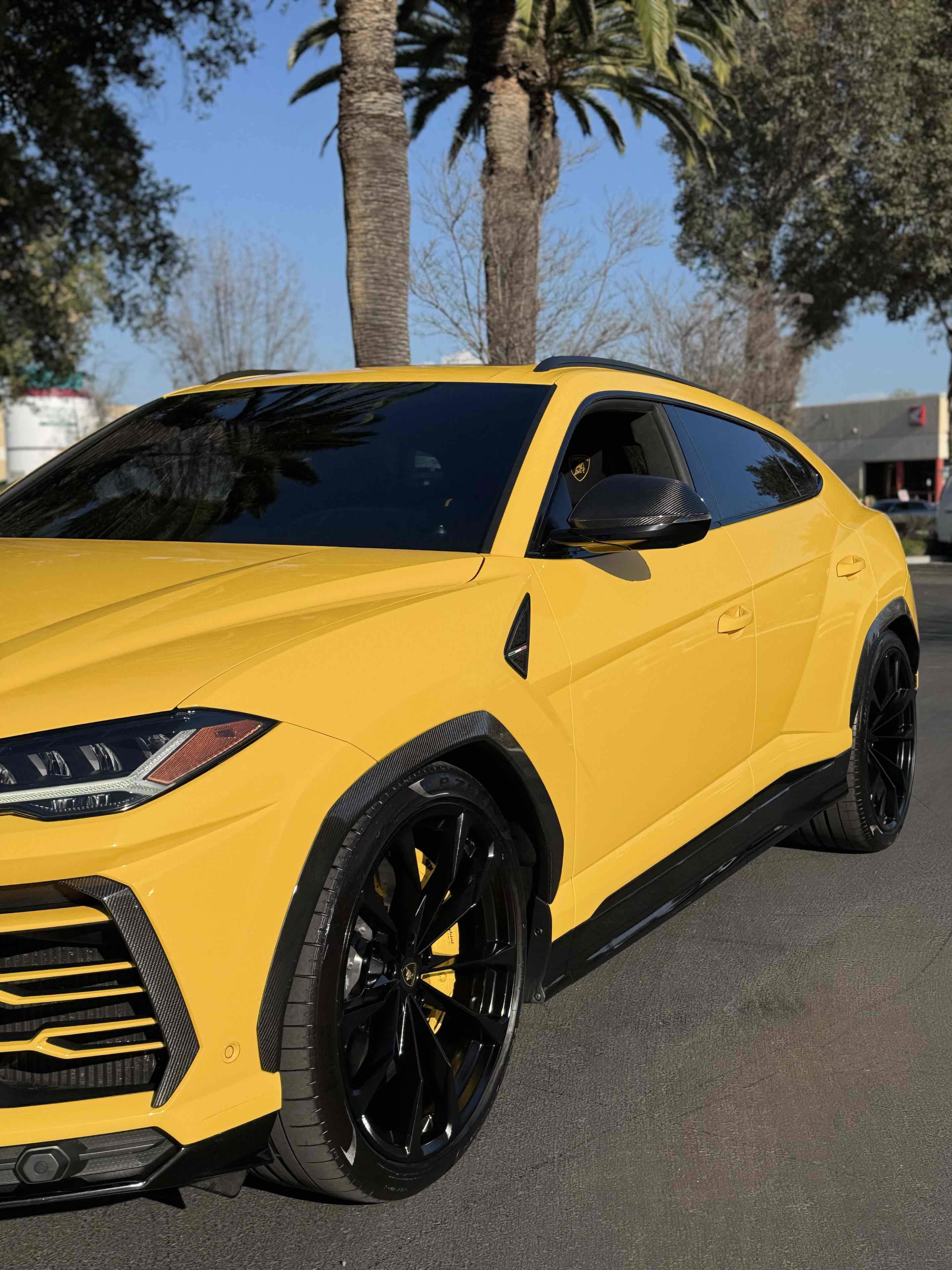 Used 2021 Lamborghini Urus image 61