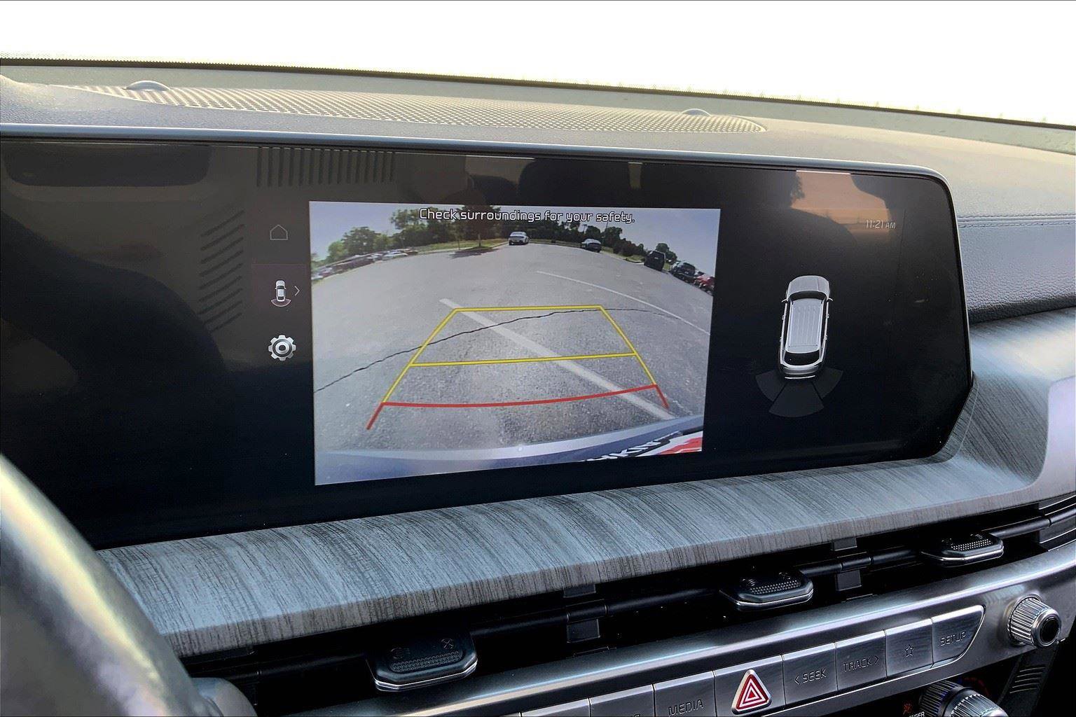 Used 2024 Kia Telluride EX w/ EX Captain's Chair Package image 20