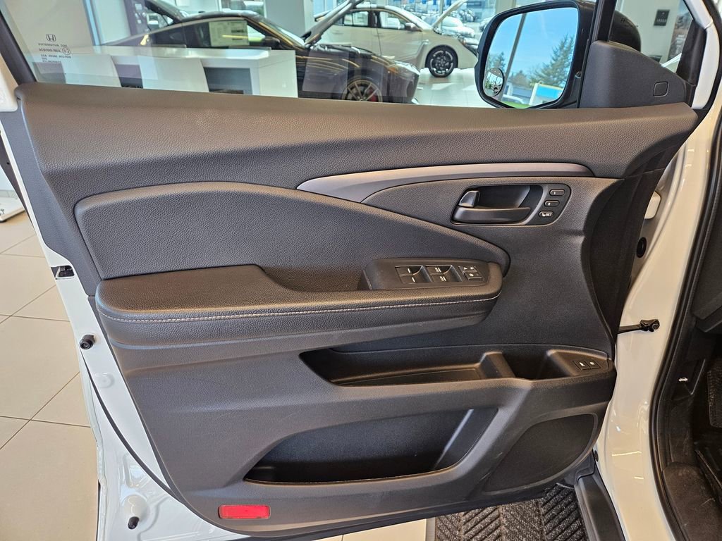 Used 2022 Honda Passport EX-L image 13