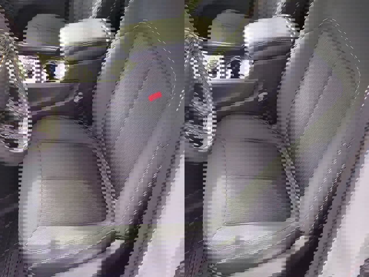 Used 2023 Jeep Grand Cherokee L Laredo image 17