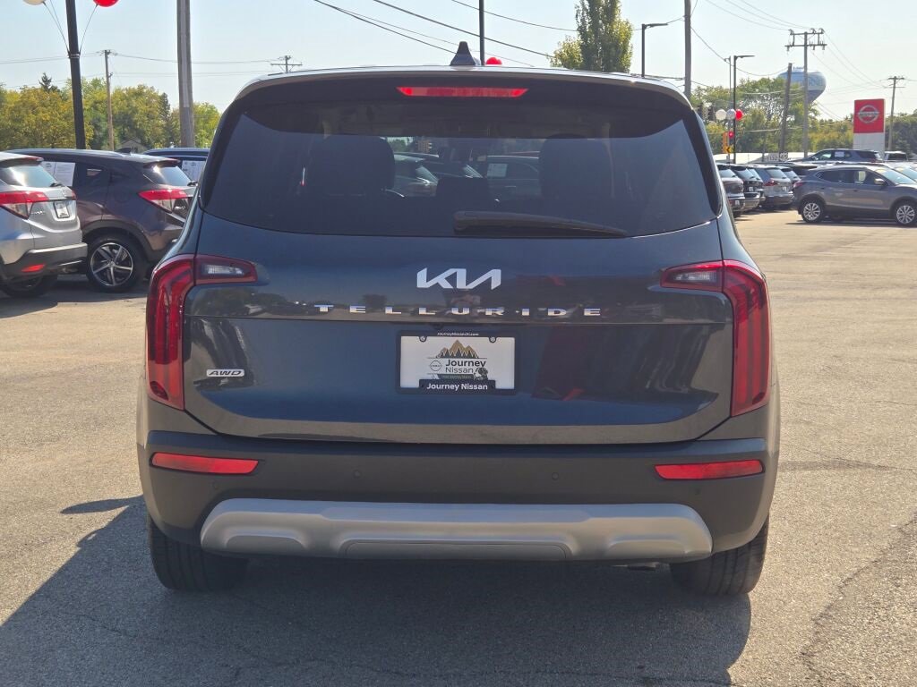 Used 2022 Kia Telluride LX image 12