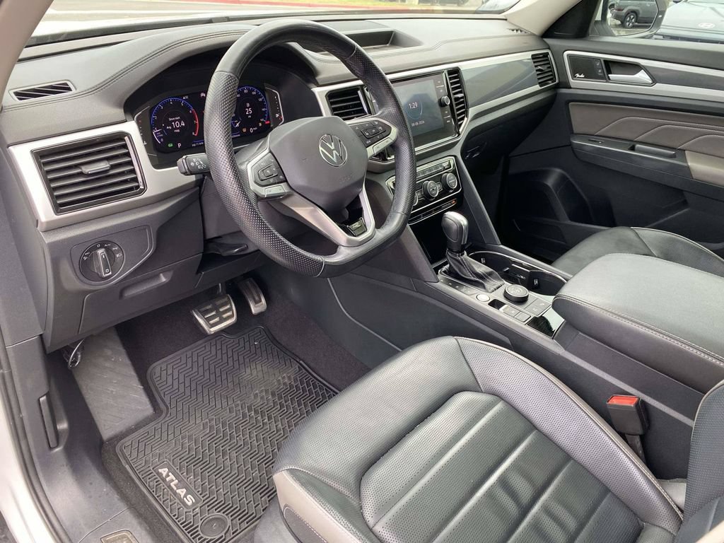 Used 2021 Volkswagen Atlas SEL Premium AWD/4WD image 19