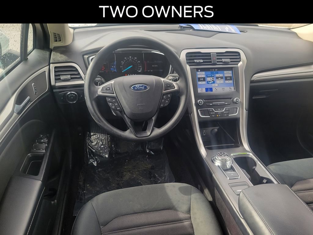 Certified 2017 Ford Fusion SE w/ Fusion SE Technology Package image 8