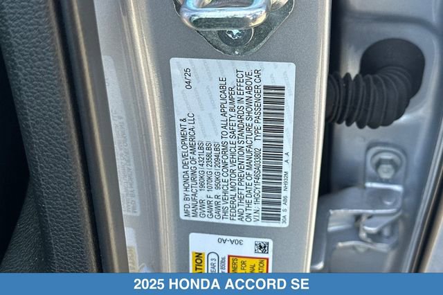 Certified 2025 Honda Accord SE image 30