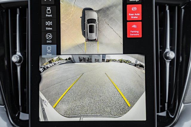New 2026 Volvo XC90 B5 Plus image 38