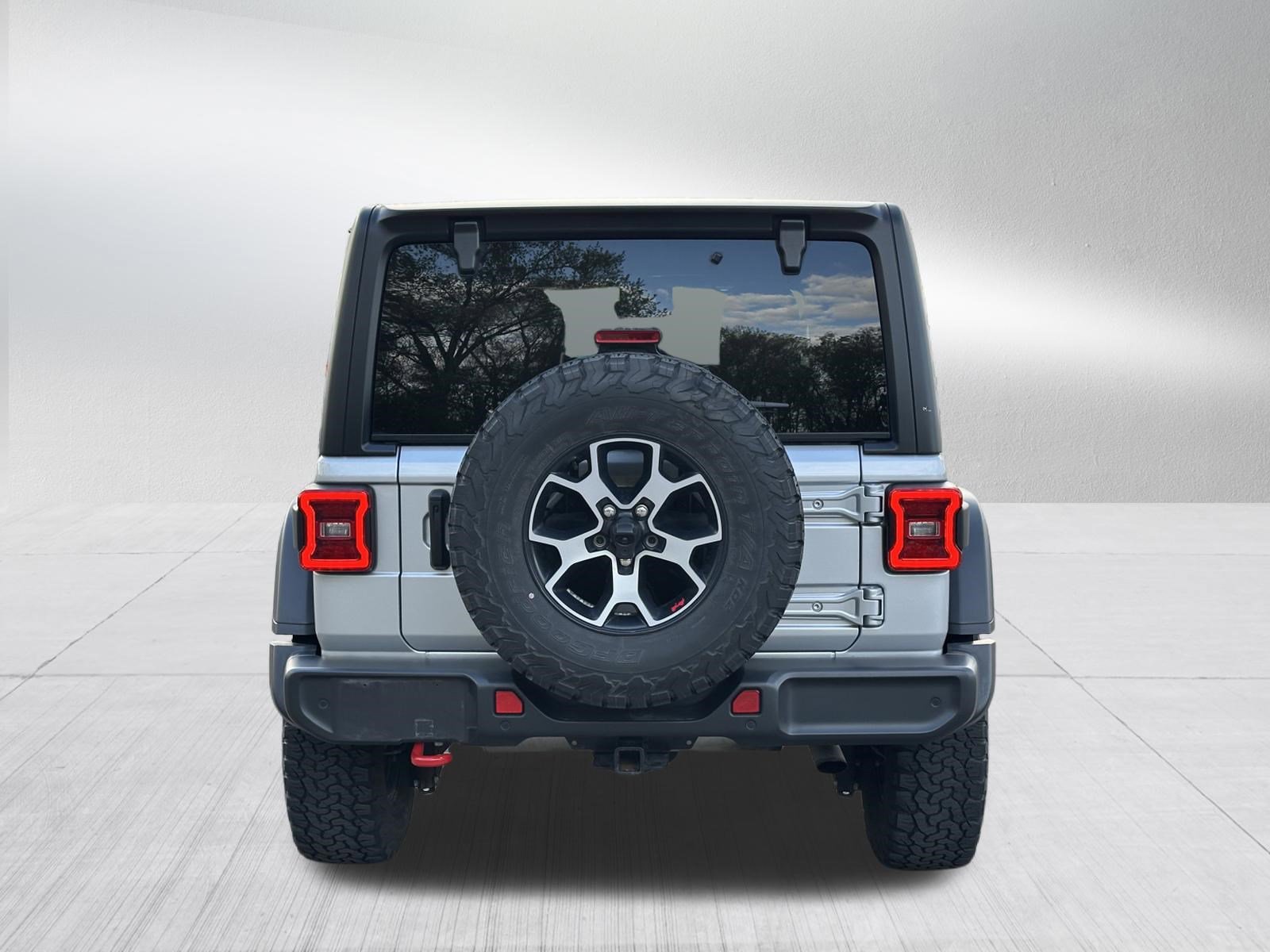 Used 2022 Jeep Wrangler Unlimited Rubicon w/ LED Lighting Group AWD/4WD image 6