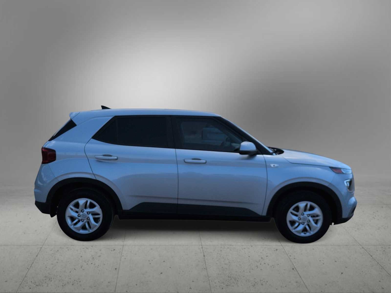 Certified 2021 Hyundai Venue SE FWD image 9