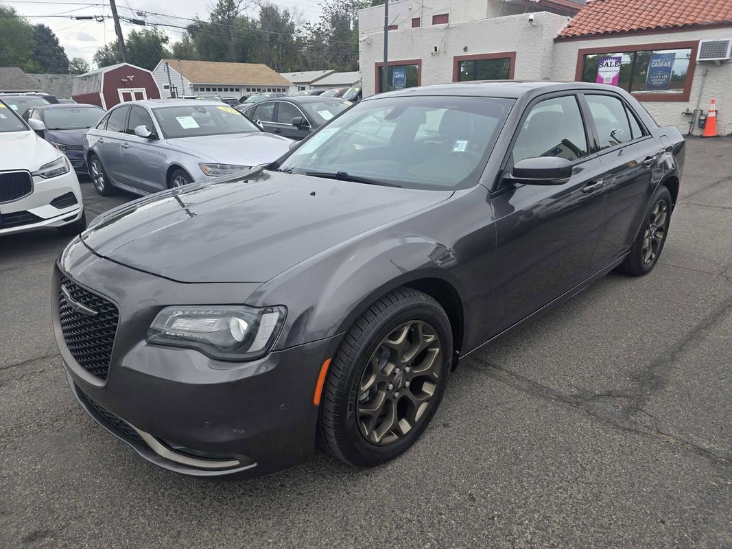 Used 2016 Chrysler 300 S w/ 300S Premium Group AWD/4WD image 35