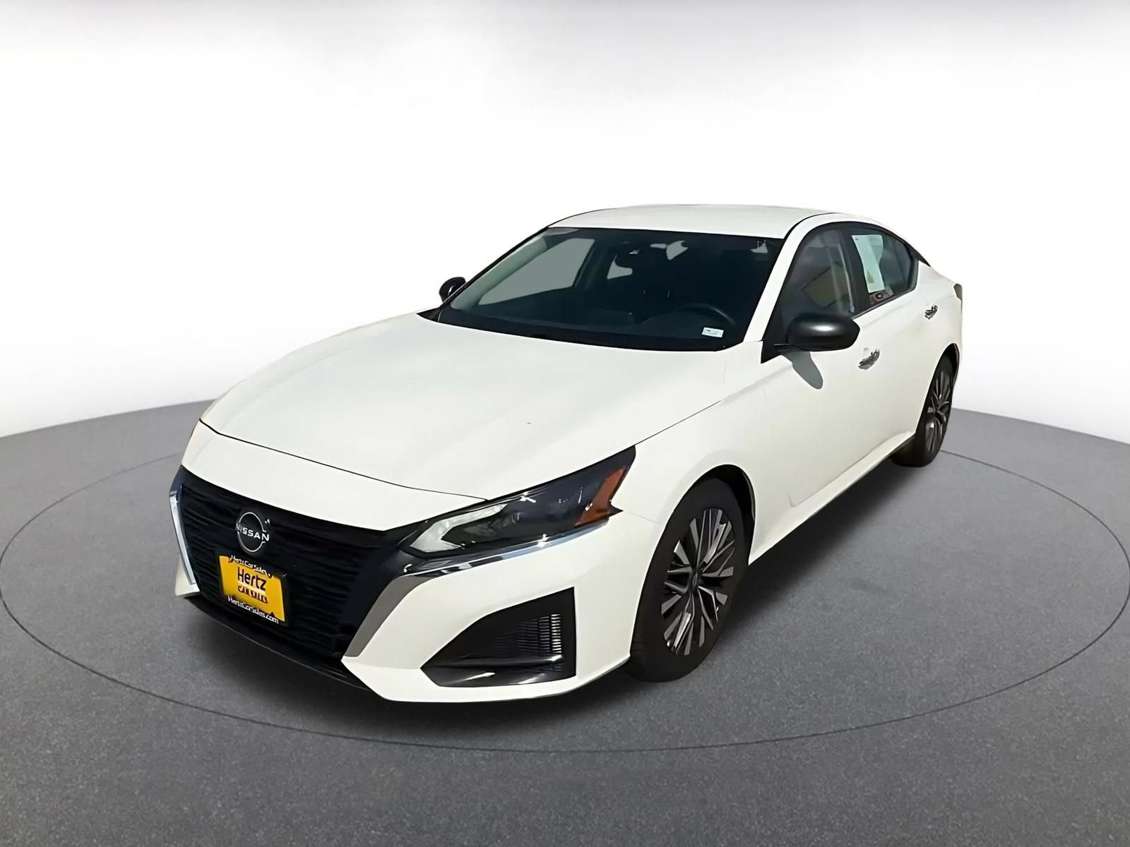 Used 2025 Nissan Altima 2.5 SV FWD image 6