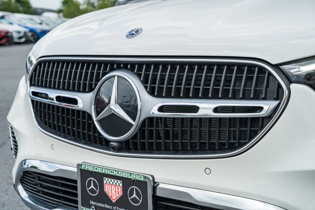 Used 2024 Mercedes-Benz GLC 300 4MATIC image 12