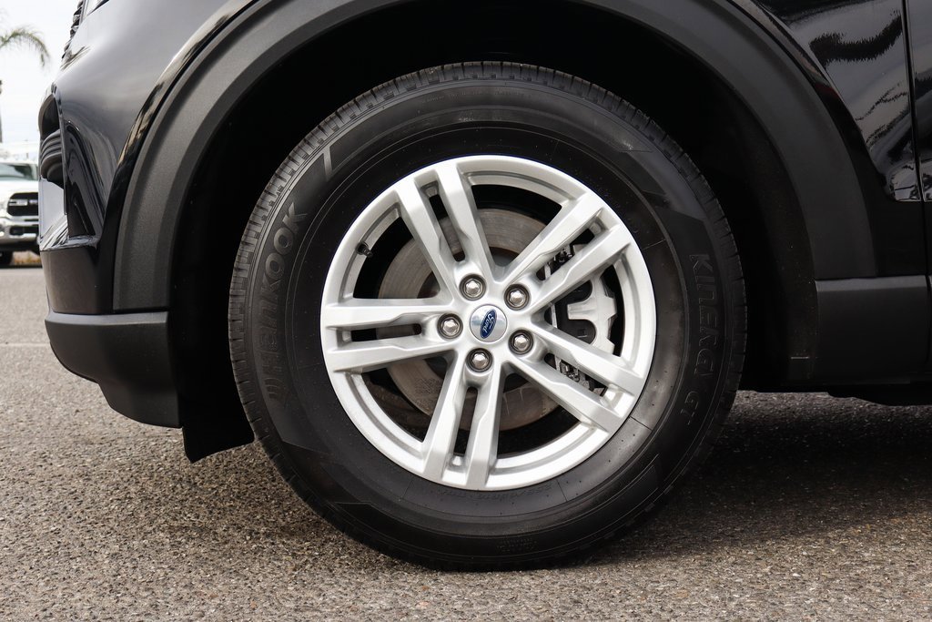 Used 2023 Ford Explorer XLT w/ Class IV Trailer Tow Package image 43