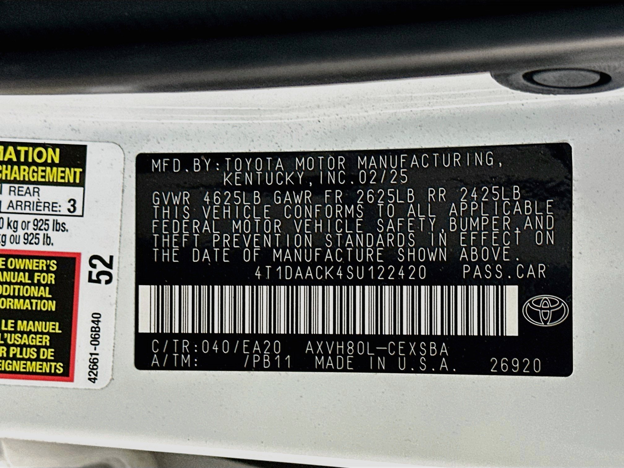 Used 2025 Toyota Camry SE FWD image 12