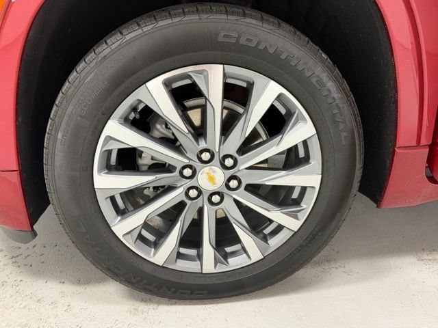Certified 2023 Chevrolet Traverse Premier AWD/4WD image 17