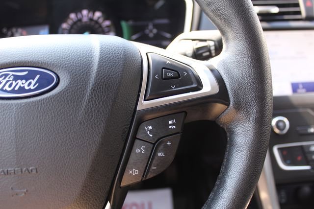 Used 2020 Ford Fusion SEL FWD image 14