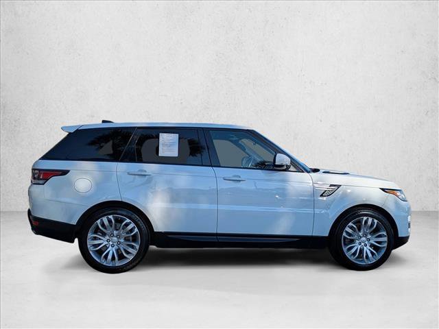 Used 2017 Land Rover Range Rover Sport HSE image 4