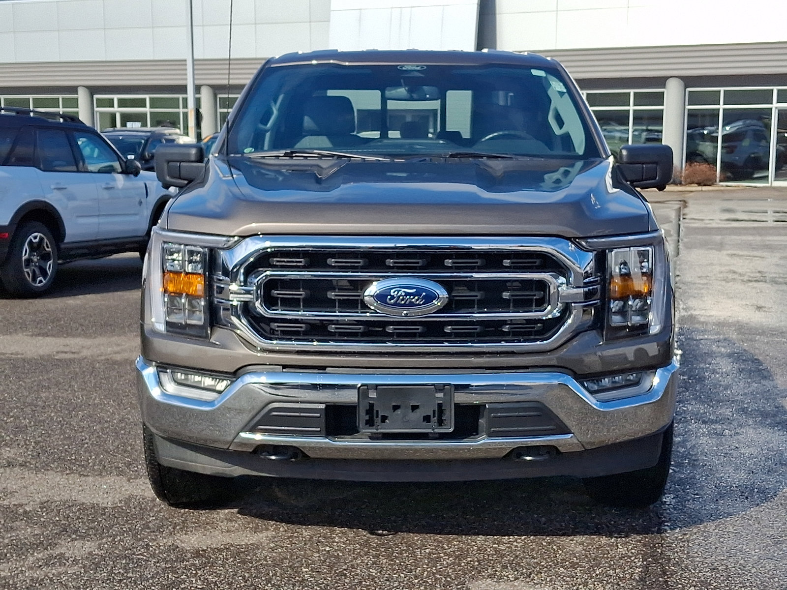 Certified 2022 Ford F150 XLT w/ Equipment Group 302A High image 3