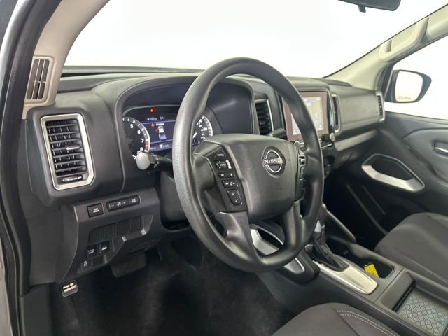 Used 2022 Nissan Frontier SV image 13