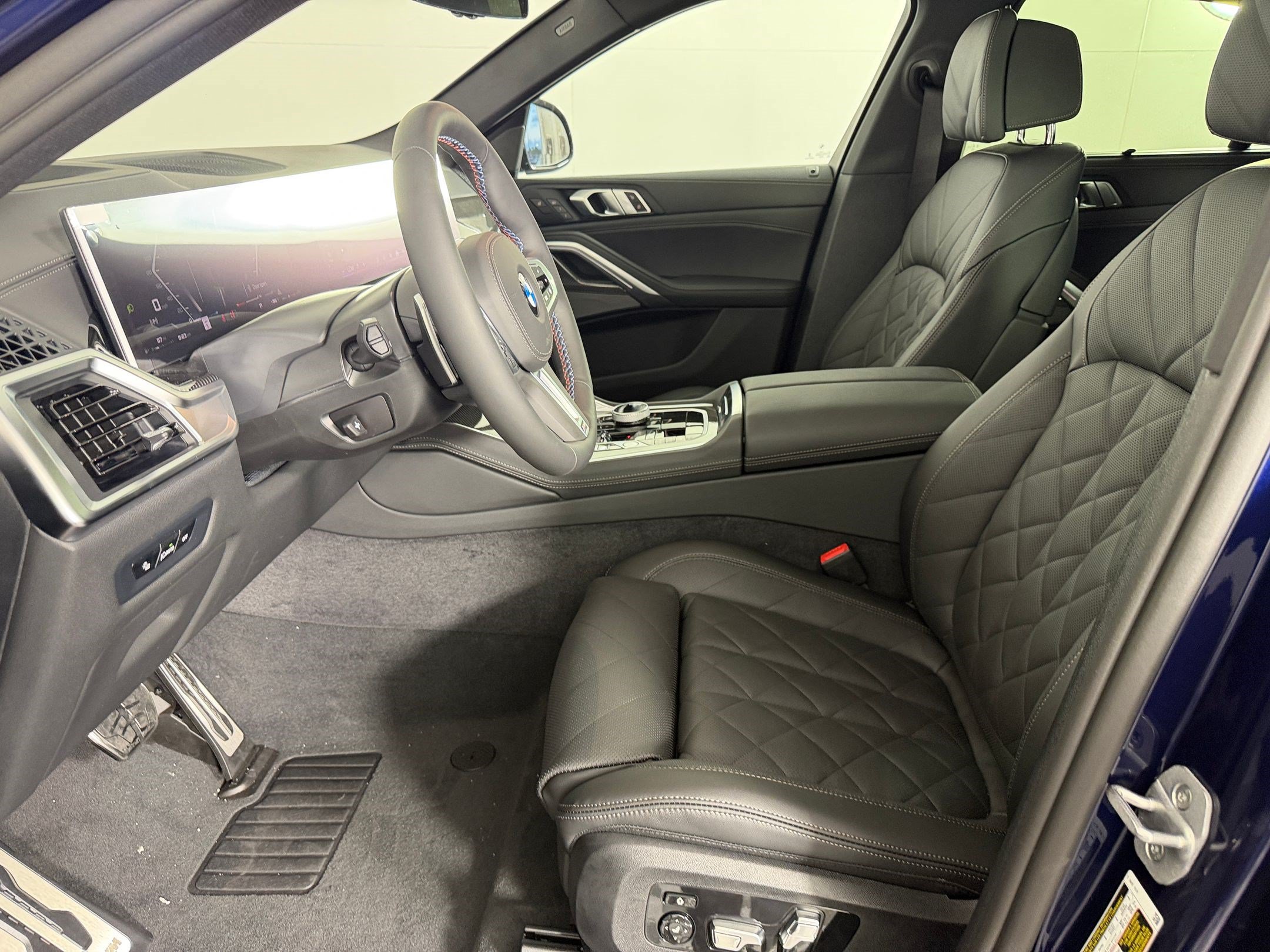 New 2027 BMW X6 M60i AWD/4WD image 5