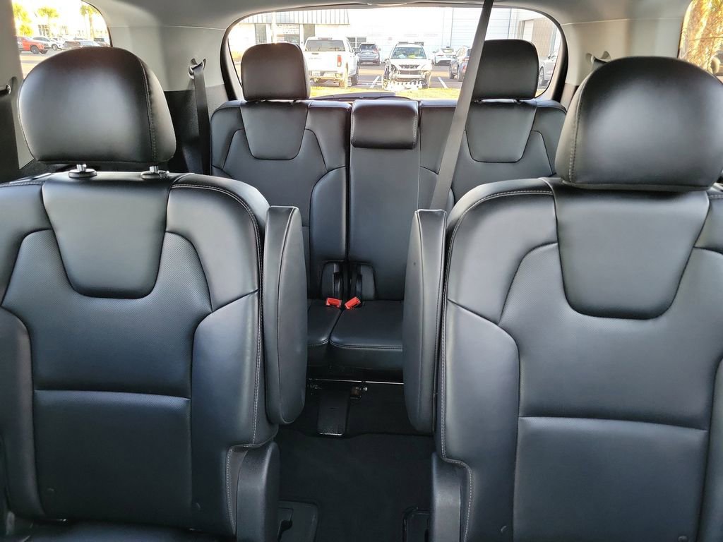 Used 2025 Kia Telluride S image 16