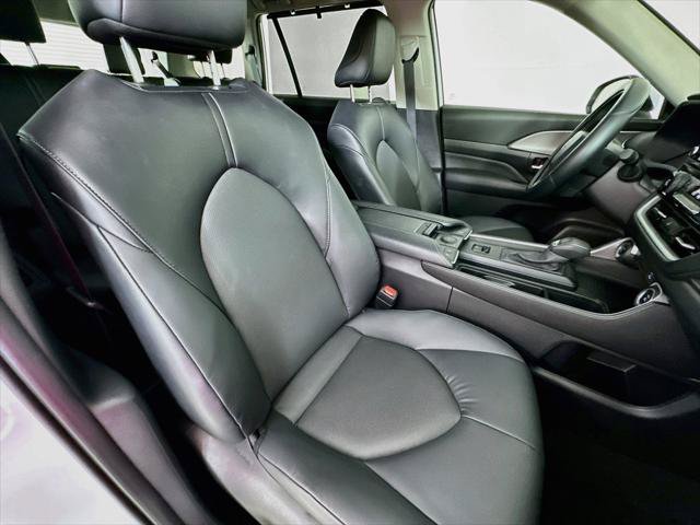 Used 2025 Toyota Grand Highlander AWD Hybrid image 25