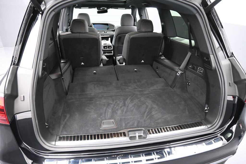 Used 2025 Mercedes-Benz GLS 450 4MATIC image 36