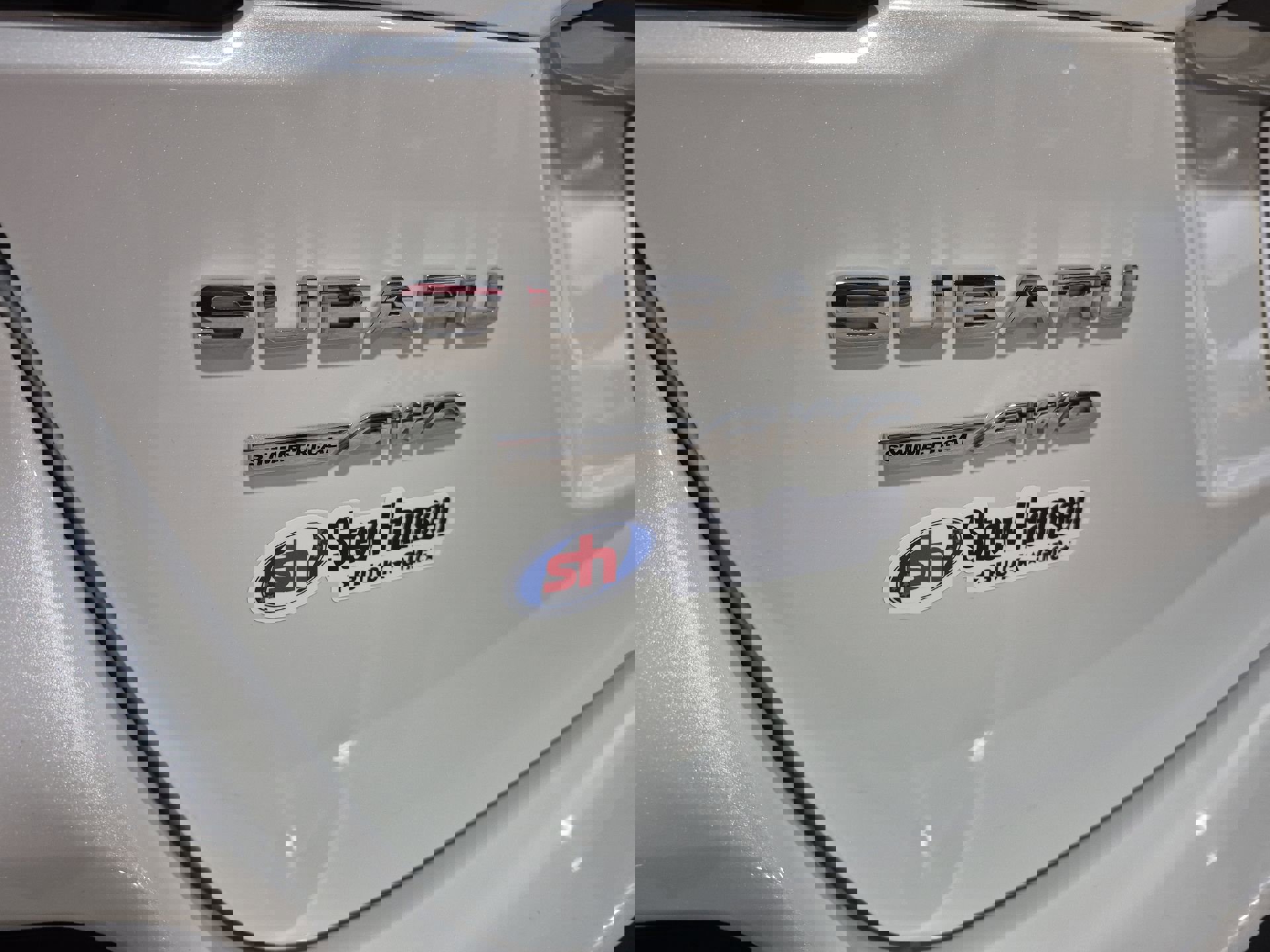 Used 2025 Subaru Outback Premium image 32