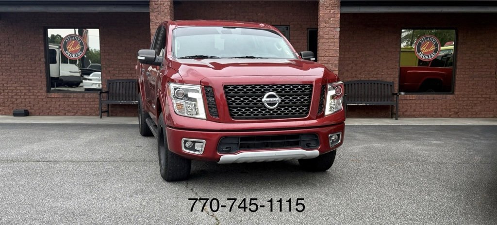 Used 2019 Nissan Titan PRO-4X video 1