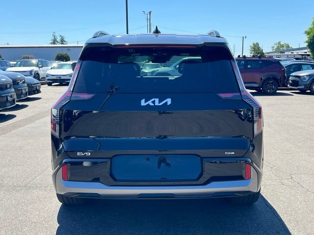 Certified 2024 Kia EV9 GT-Line AWD/4WD image 10