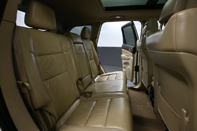 Used 2011 Jeep Grand Cherokee Limited AWD/4WD image 34