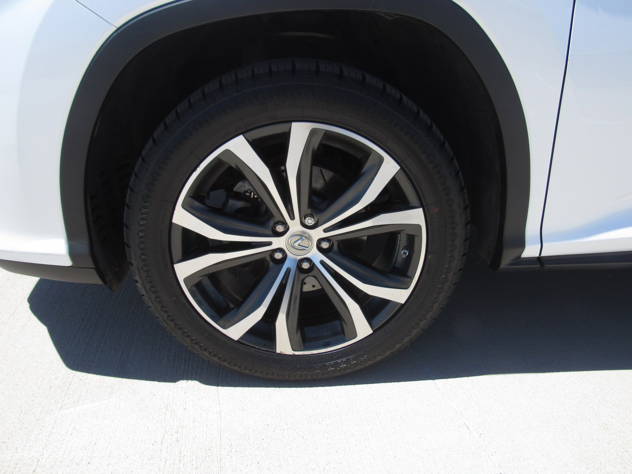 Used 2016 Lexus RX 350 FWD w/ Premium Package image 4