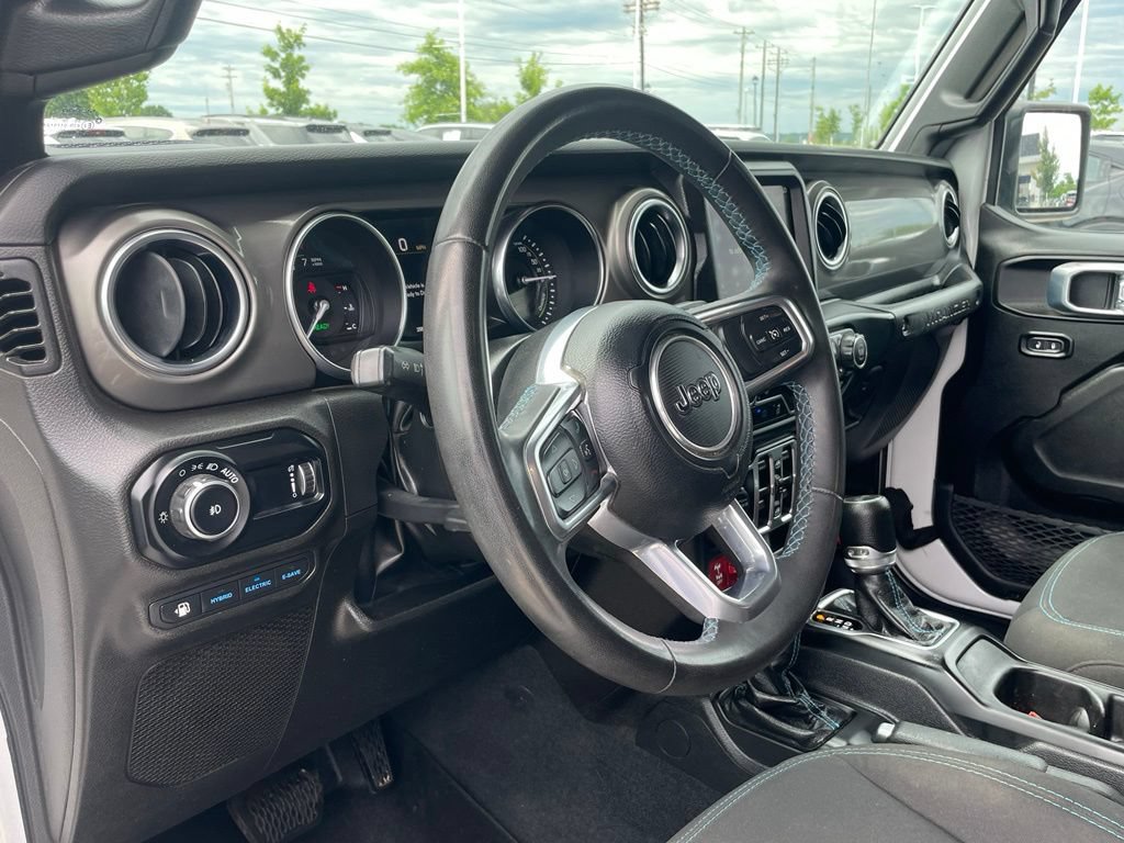 Used 2023 Jeep Wrangler Unlimited Rubicon 4xe AWD/4WD image 9