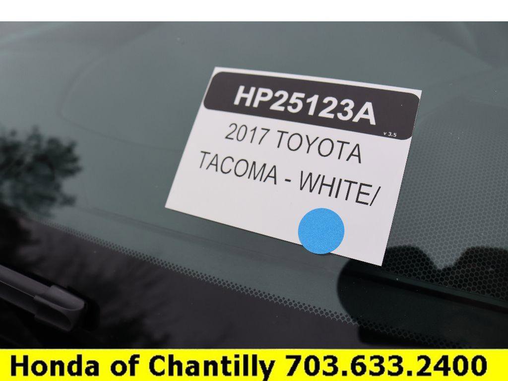 Used 2017 Toyota Tacoma SR image 31