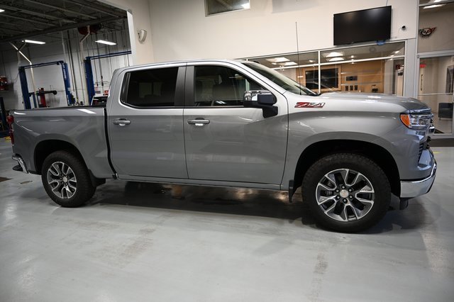 New 2026 Chevrolet Silverado 1500 LT image 4