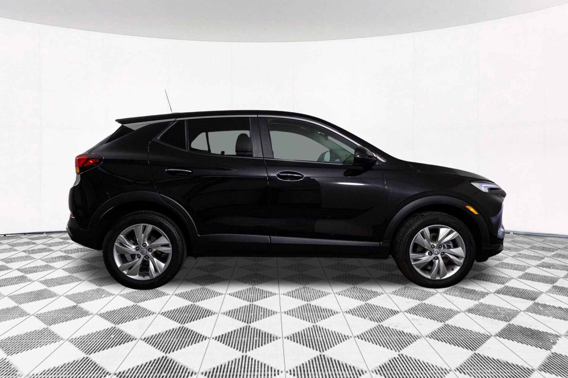 Used 2025 Buick Encore GX Preferred image 17