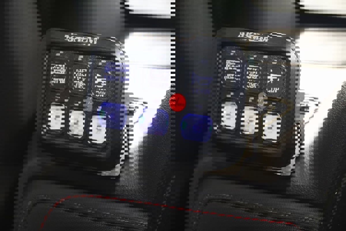 Used 2023 Chevrolet Colorado Z71 image 30