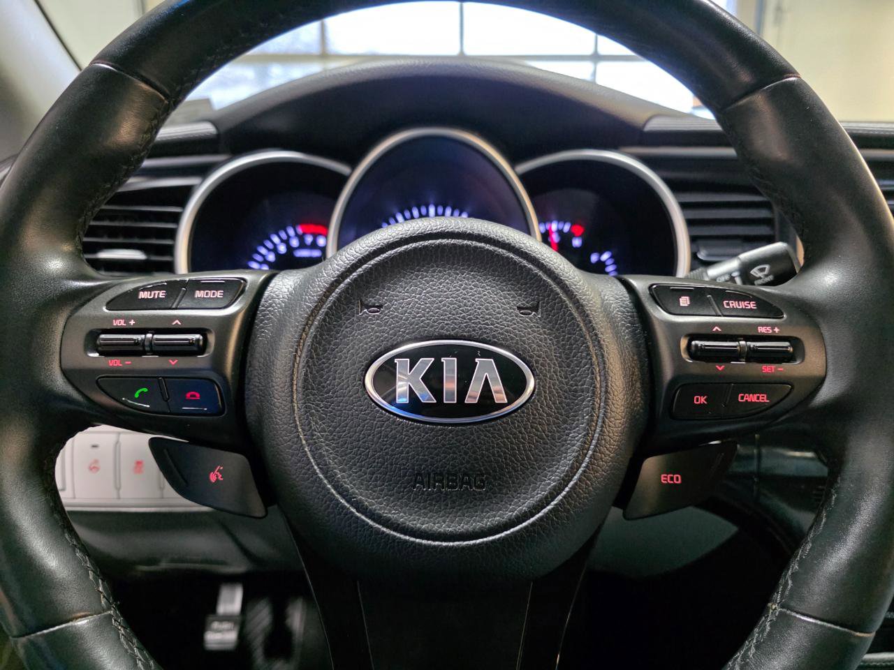 Used 2015 Kia Optima EX w/ EX Premium Package image 30