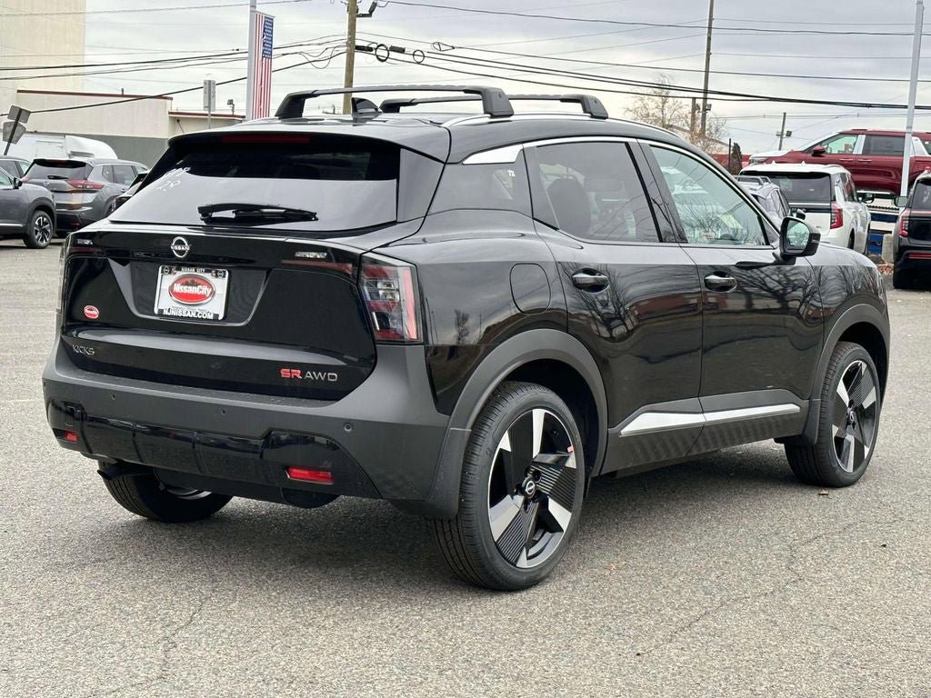 New 2026 Nissan Kicks SR w/ Illumination Package AWD/4WD image 5