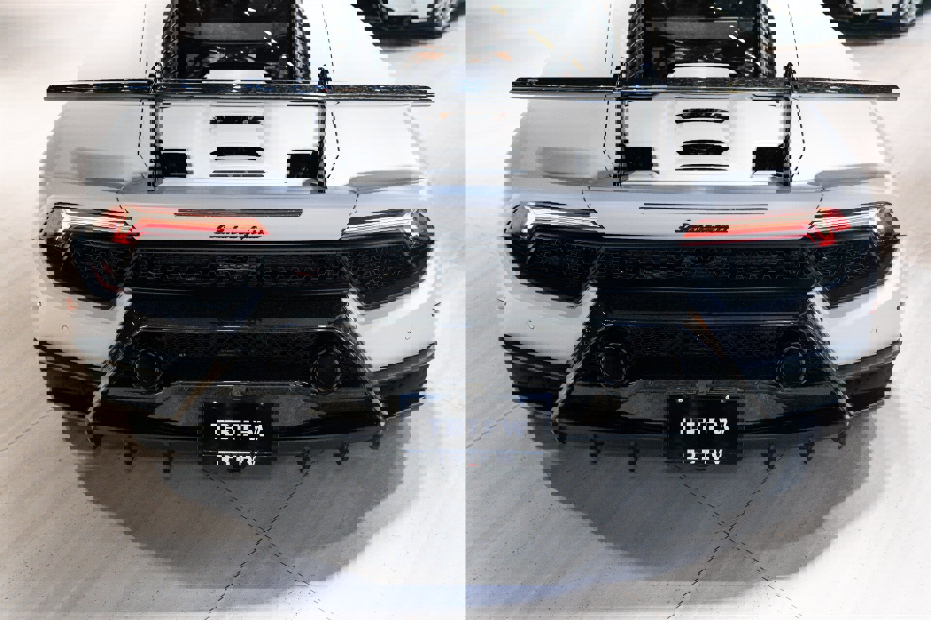 Used 2018 Lamborghini Huracan Performante image 13