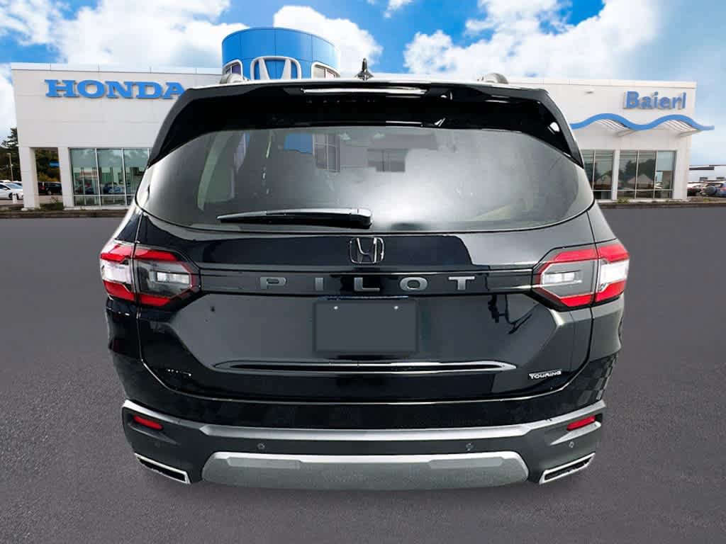 New 2026 Honda Pilot Touring image 3