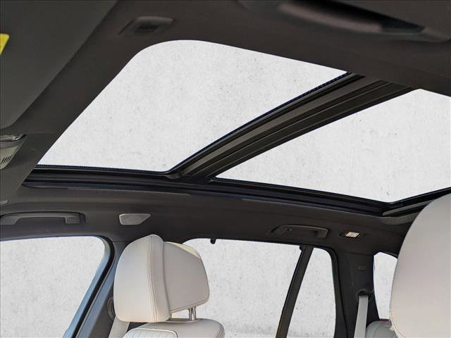Used 2025 BMW X5 M60i image 16