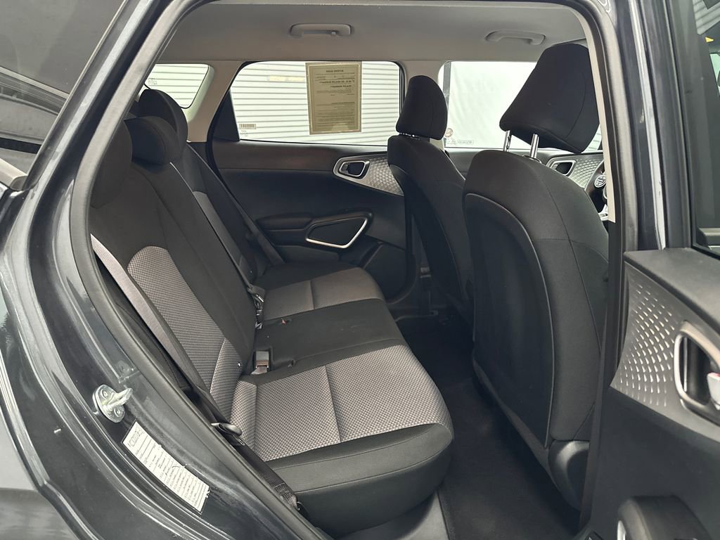 Used 2024 Kia Soul LX w/ Option Group 015 FWD image 15