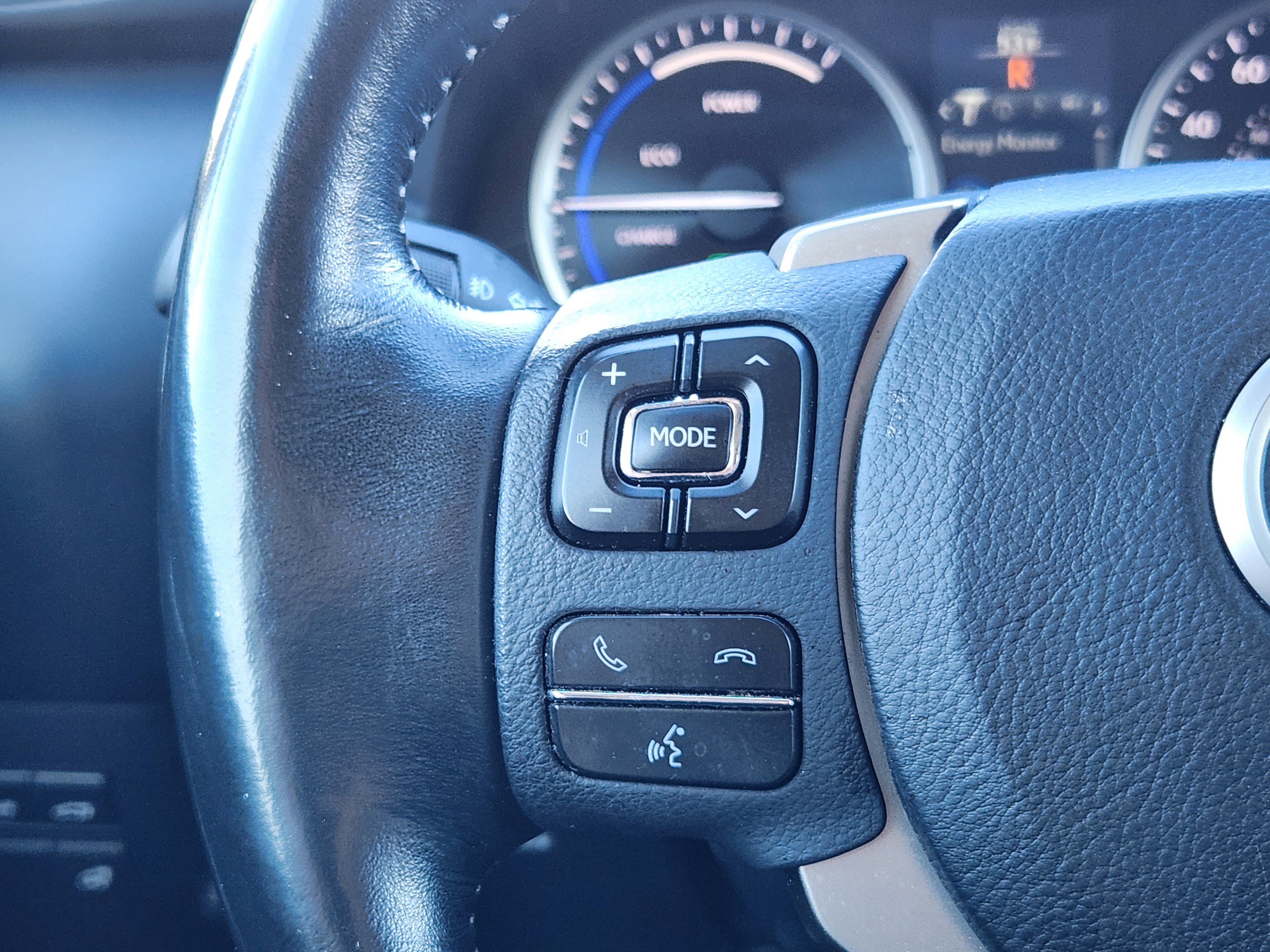 Used 2017 Lexus NX 300h AWD image 31