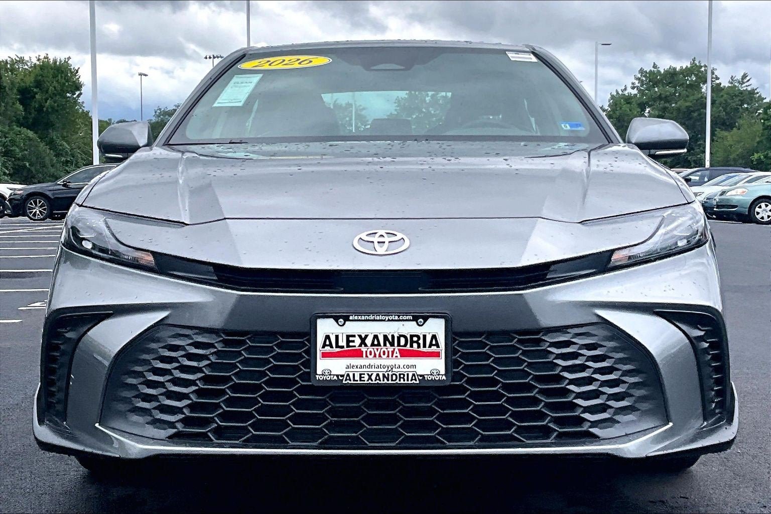 Used 2026 Toyota Camry SE w/ Convenience Package FWD image 3