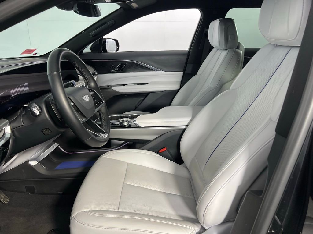 Used 2024 Cadillac Lyriq Sport image 23