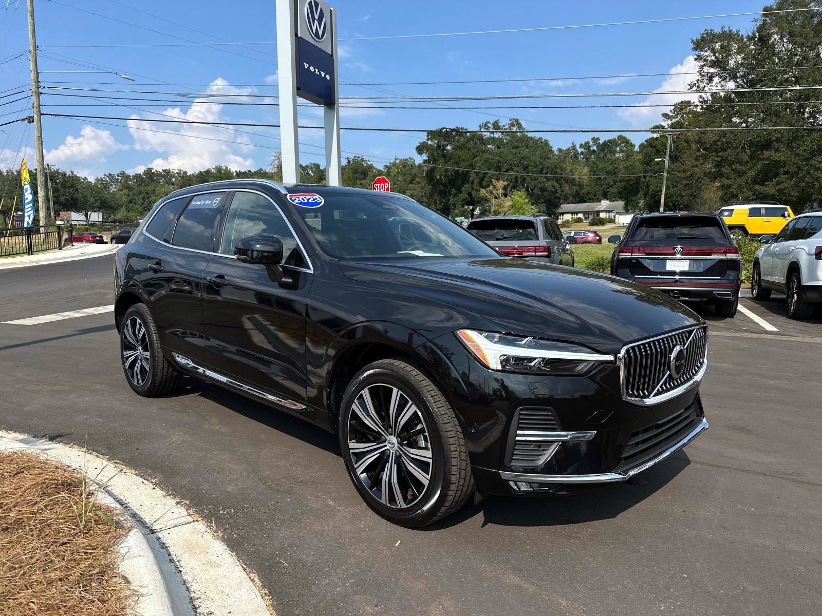 Certified 2023 Volvo XC60 B5 Plus w/ Protection Package Premier image 7