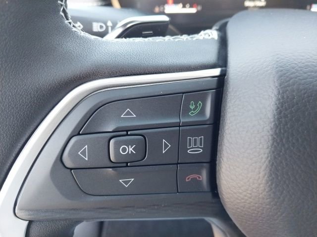 New 2025 Jeep Grand Cherokee L Laredo w/ Luxury Tech Group I image 10