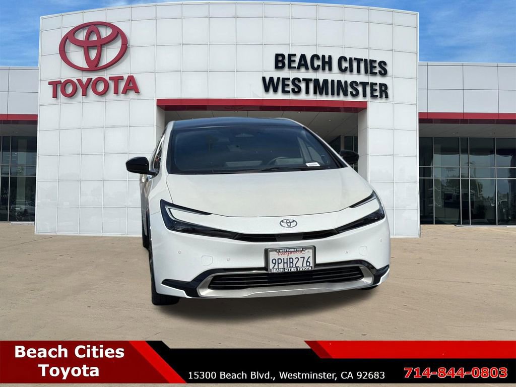 Used 2024 Toyota Prius Prime Premium w/ Advanced Technology Package image 3