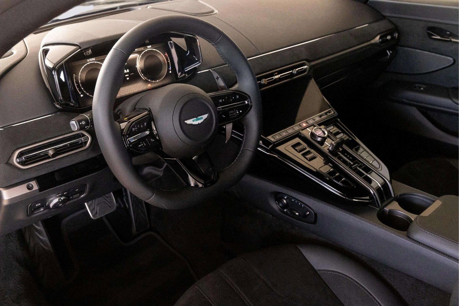 New 2026 Aston Martin V8 Vantage Coupe RWD image 21