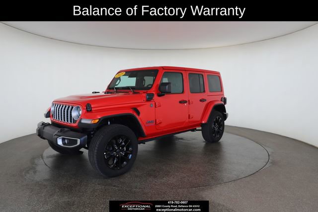 Used 2025 Jeep Wrangler Unlimited Sahara w/ Safety Group image 3